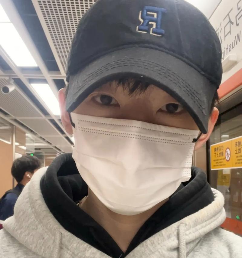 抖音帅哥的崛起之路：打造个人影响力与内容创作指南