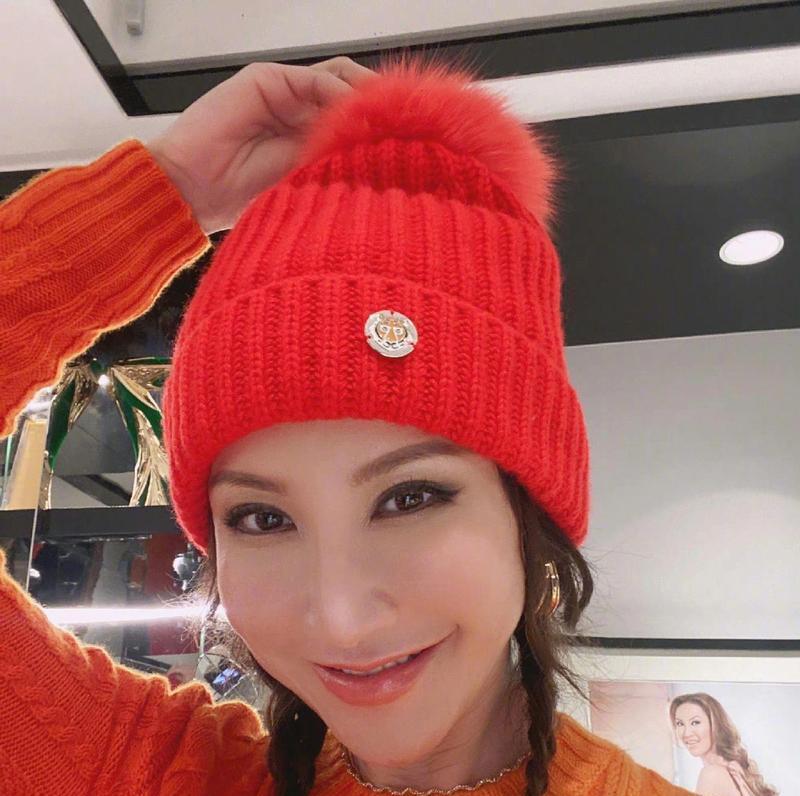 抖音香港女歌手有哪些？她们的热门歌曲是什么？